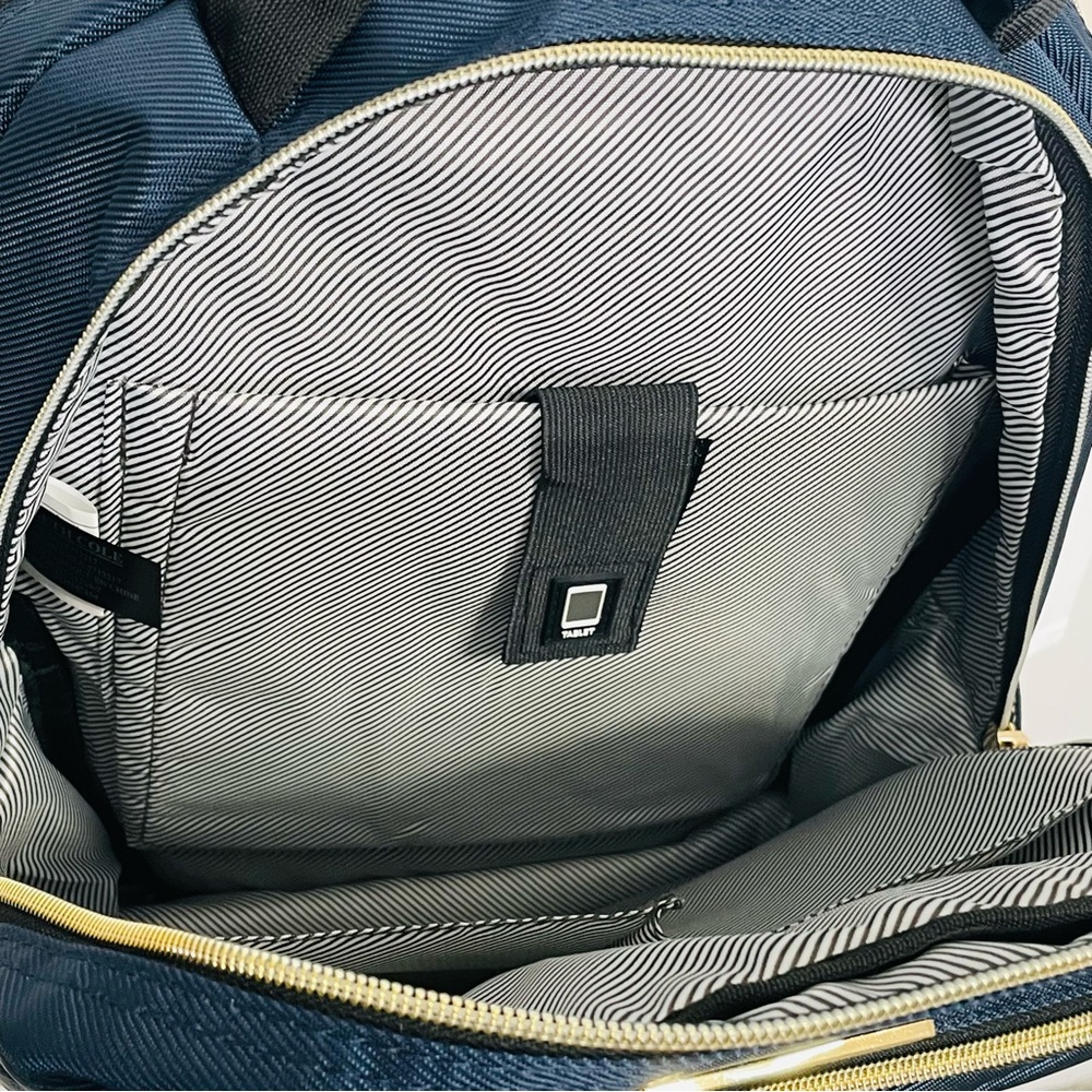 Kenneth Cole Reaction Chelsea Chevron 15-Inch Laptop and Tablet Backpack Navy - Picture 7 of 15